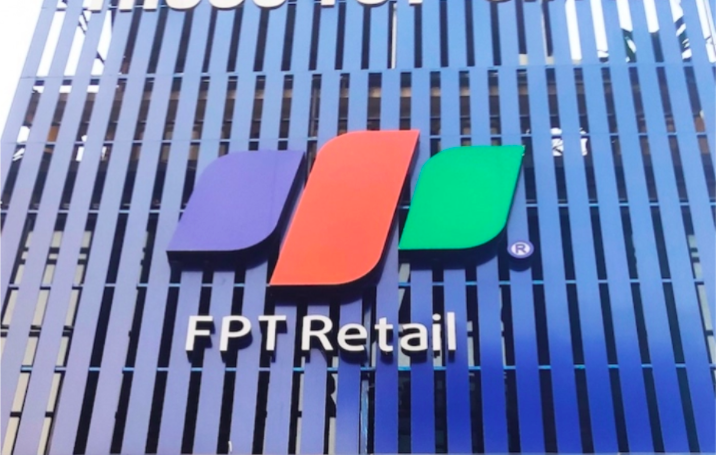 FPT Retail báo lãi gấp 30 lần cùng kỳ - ảnh 1