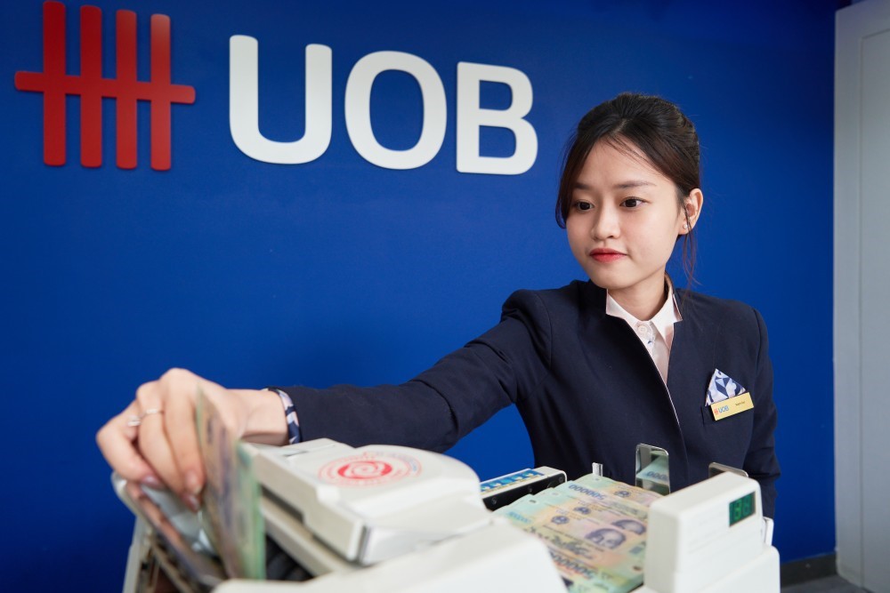 UOB dự báo tỷ giá có thể sẽ duy trì ở mức cao trong thời gian dài hơn. (Ảnh: Vietnam+)