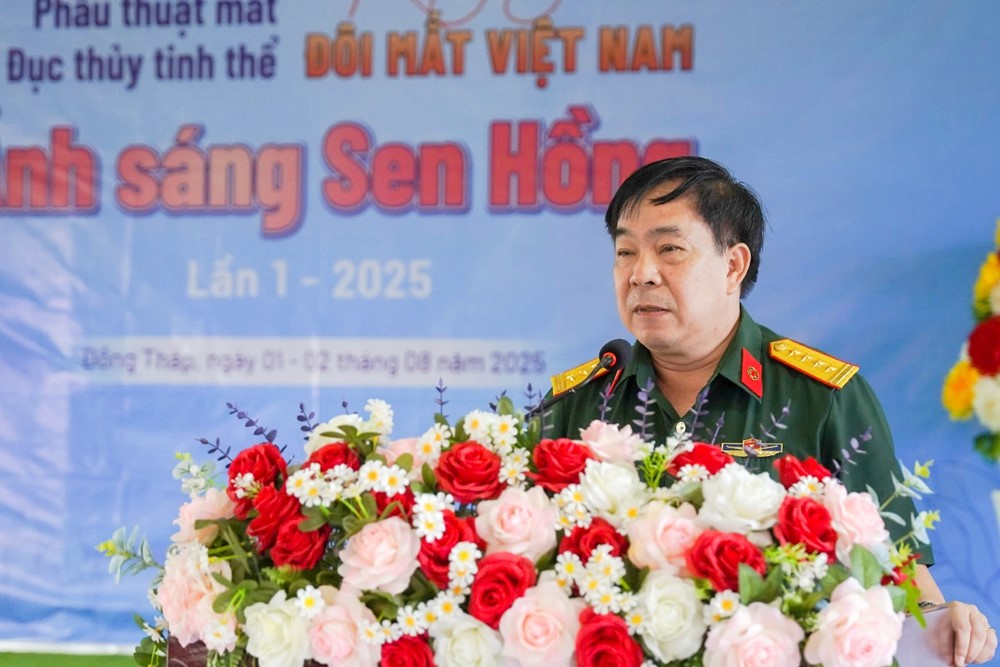 Sinh viên Văn Hiến đồng hành cùng chương trình “Ánh sáng Sen Hồng” - ảnh 2