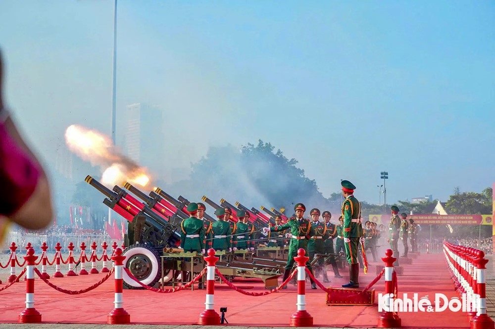 Hình ảnh 6 21 phát đại bác khai hỏa mở màn chào mừng Lễ kỷ niệm 80 năm Quốc khánh - ảnh 6