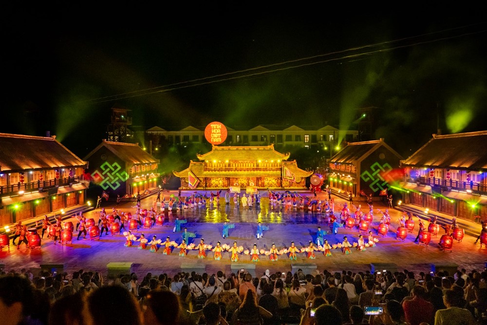 Sau công nghệ và thương mại, Vingroup tiên phong mở “trụ cột Văn hóa” - ảnh 2