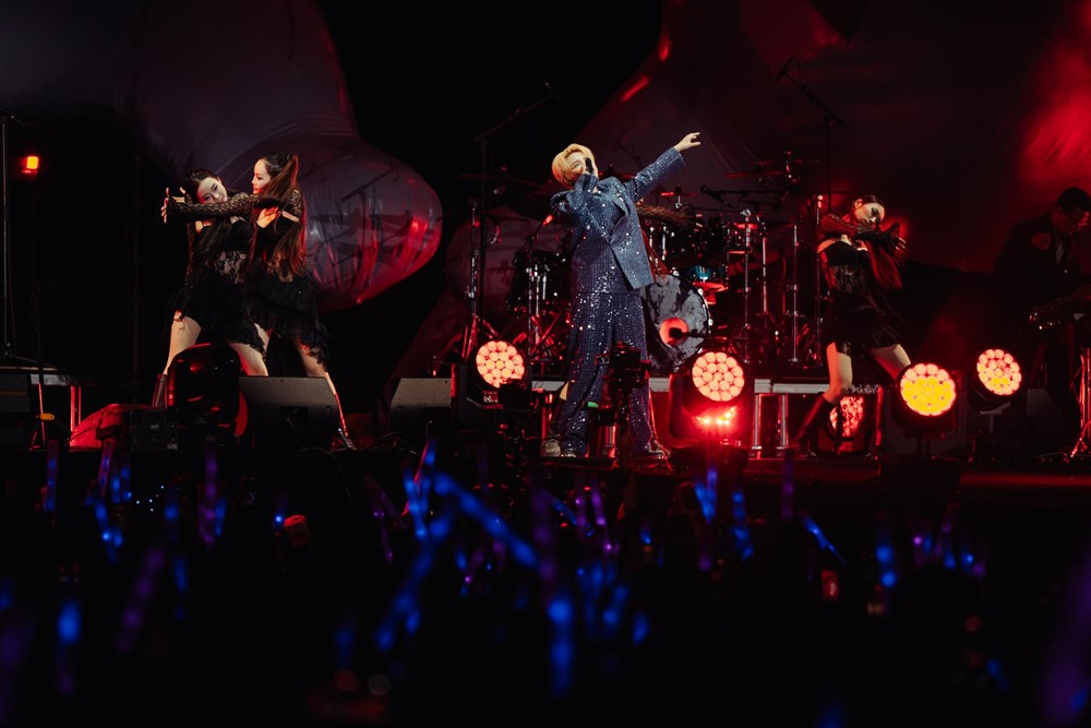 Đông Concert bùng nổ cảm xúc, giữ chân khán giả Hà Nội đến phút cuối cùng - ảnh 4