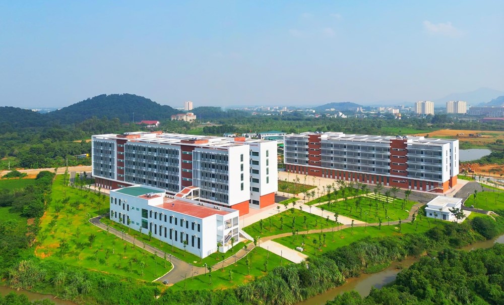 Trường đại học rộng nhất Việt Nam, có đến gần 500 giáo sư, phó giáo sư với một tỷ lệ cao gấp 3 lần trung bình của cả nước - ảnh 1