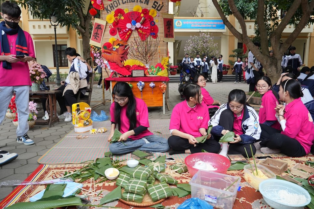 Trường chuyên mang tên nhà cách mạng yêu nước: Thành tích 'khủng' top đầu Việt Nam, năm nào cũng 'rinh' giải quốc tế và thủ khoa toàn quốc - ảnh 3