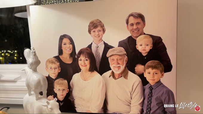 Nữ ca sĩ Việt sinh con cho tỷ phú người Ý: Sống như bà hoàng trong biệt thự 1.600 tỷ, ái nữ lá ngọc cành vàng được học chơi golf từ nhỏ - ảnh 4