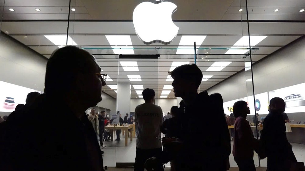Tung iPhone giá rẻ để cạnh tranh tại Trung Quốc, Apple ‘thử vận may’ sau thất bại của iPhone Mini? - ảnh 1