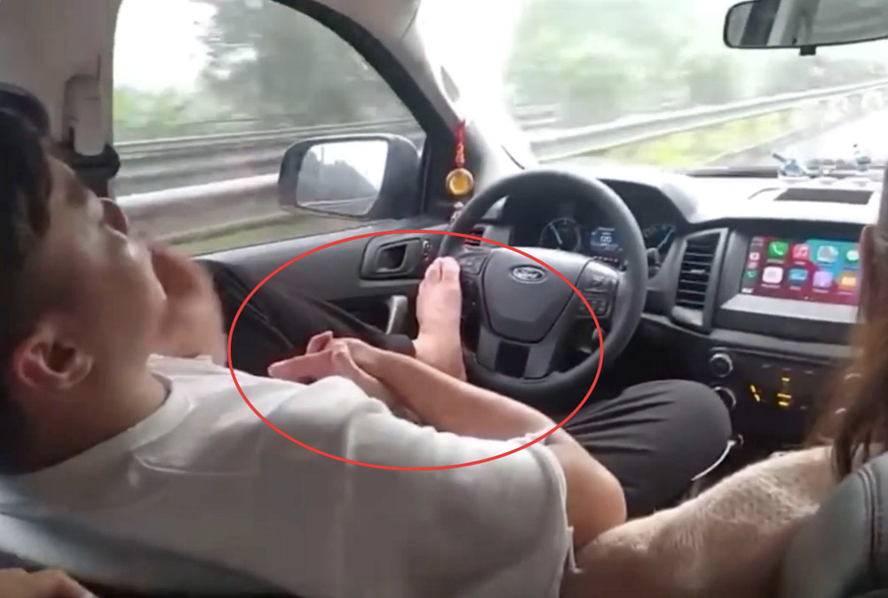 Lỗi giao thông nào khiến tài xế có nguy cơ mất bằng lái xe tới 2 năm? - ảnh 2