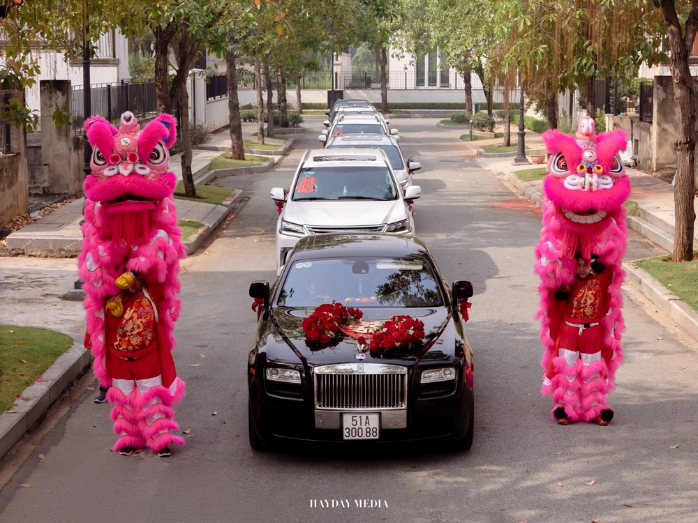 Ái nữ 'ông trùm' bút bi danh tiếng nhất Việt Nam lần đầu lộ diện, được rước dâu bằng siêu xe chục tỷ - ảnh 5