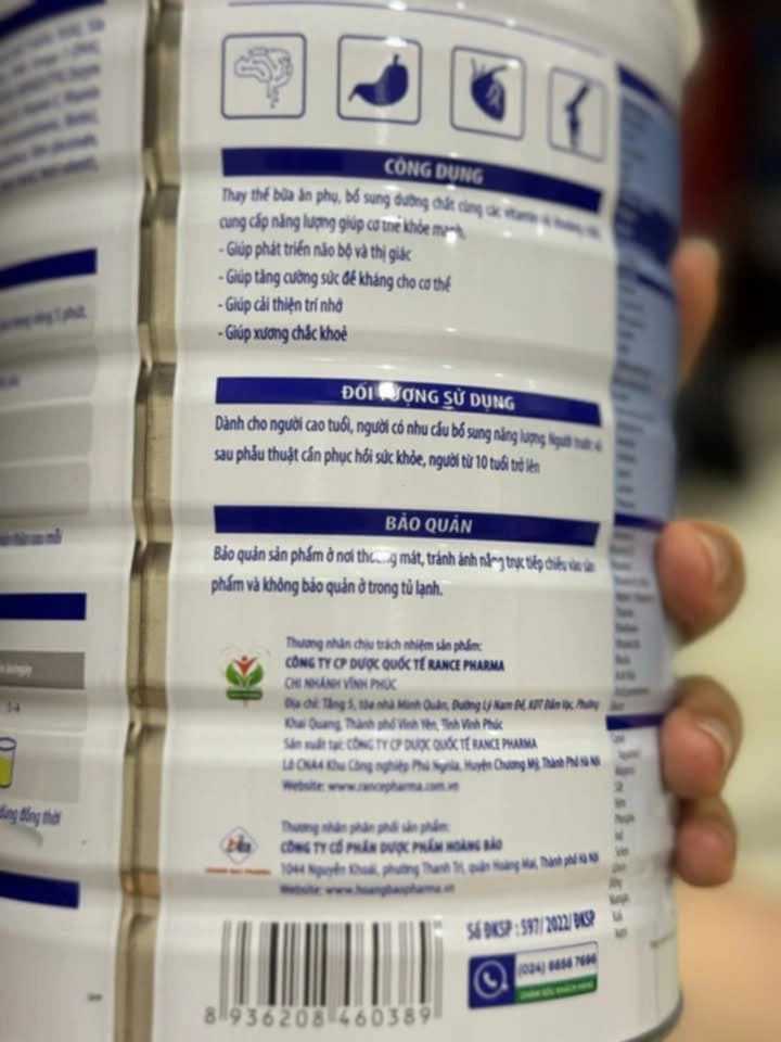 Nữ BTV Thời sự 19h bàng hoàng phát hiện: ‘Những miếng sữa đầu tiên cho chồng uống sau khi mổ sọ não tỉnh dậy lại là sữa GIẢ’ - ảnh 2