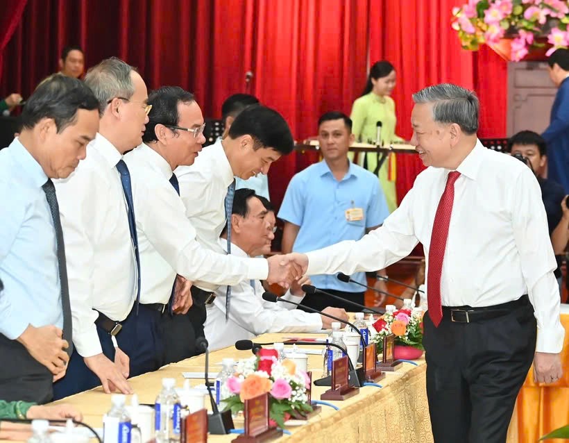 Sáp nhập tỉnh thành: Tổng bí thư Tô Lâm nói về  'siêu đô thị' quốc tế khi sáp nhập TP. HCM, Bình Dương, Bà Rịa - Vũng Tàu - ảnh 2