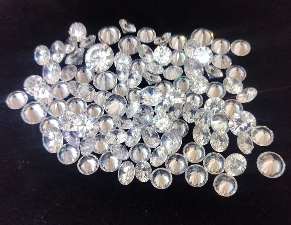 Đây là ‘kho báu trời cho’ ở tỉnh thành rộng gần 8.000km2 của Việt Nam, có cả loại khoáng sản thay thế kim cương với trữ lượng 4 triệu tấn - ảnh 2