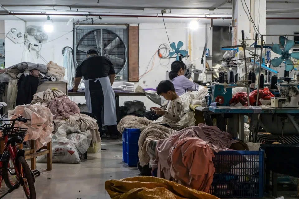 Cú sốc thuế 145%: Doanh nghiệp Trung Quốc ồ ạt tháo chạy khỏi thị trường Mỹ, nguy cơ nhà máy đóng cửa hàng loạt - ảnh 3