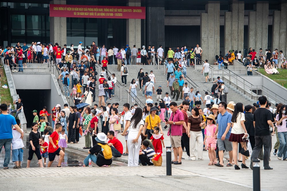 Bảo tàng 2.500 tỷ của Việt Nam quá tải dịp lễ 30/4 - ảnh 2