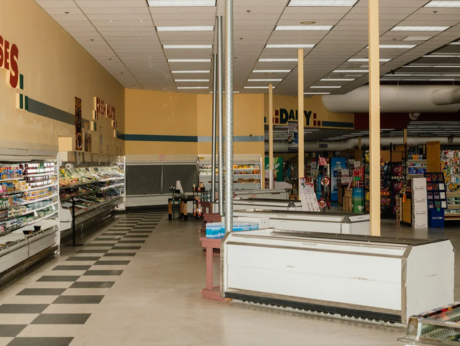 Biên giới nguội lạnh, nền kinh tế đóng băng: Làn sóng tẩy chay của người Canada khiến nhiều vùng nước Mỹ điêu đứng - ảnh 1