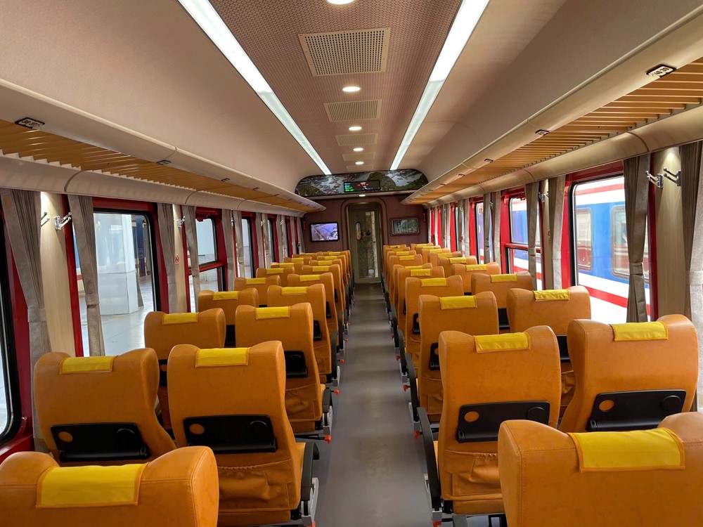 Việt Nam sắp vận hành tàu hỏa hạng sang đầu tiên của ngành đường sắt, lấy cảm hứng từ biểu tượng của một tỉnh thành giàu có - ảnh 3