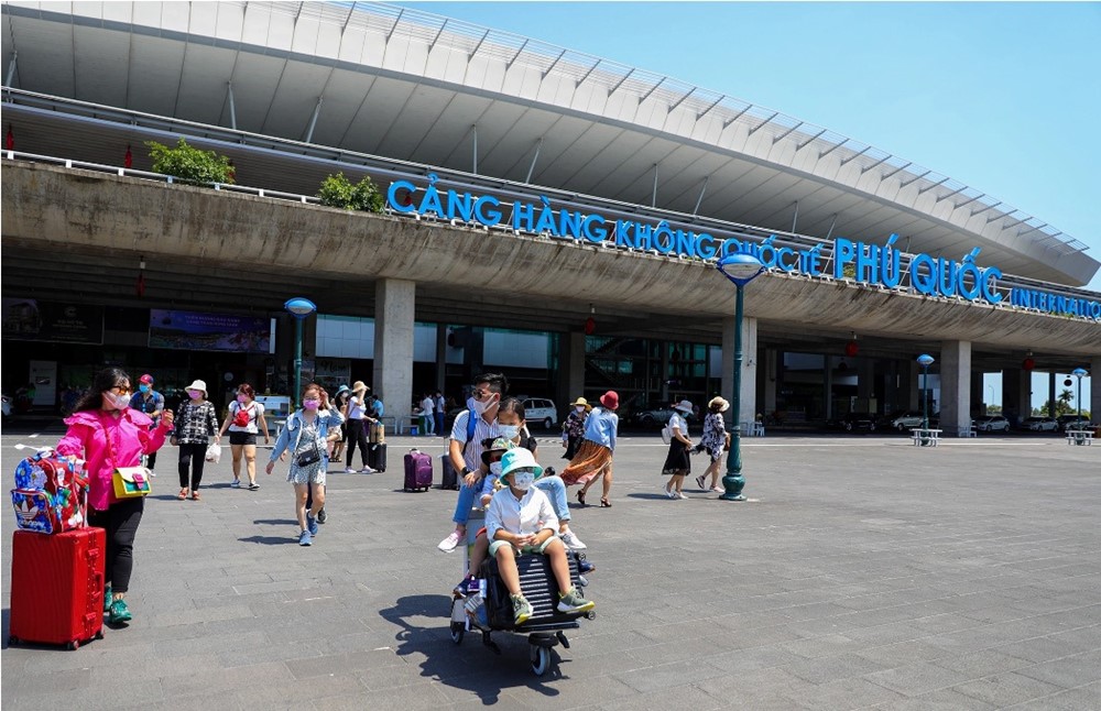 Sân bay ở nơi được chia thành 2 đặc khu sau sắp xếp sẽ được quy hoạch phục vụ dân sự và quân sự - ảnh 1