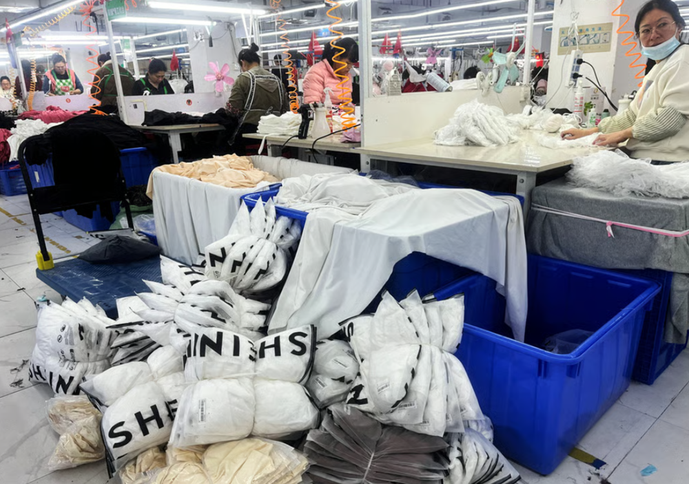 Mỹ - Trung hoãn áp thuế: Cứu cánh giờ chót cho Shein, Temu? - ảnh 1