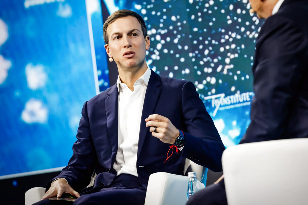 Khách sạn 500 triệu USD của con rể ông Trump dính bê bối phá di tích lịch sử quốc gia - ảnh 1