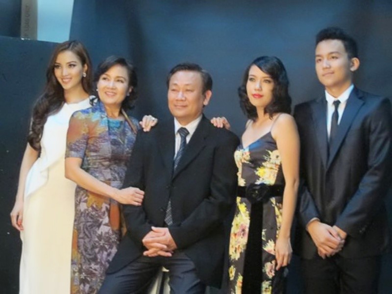 Mỹ nhân Việt Nam sống kín tiếng là tiểu thư lá ngọc cành vàng, bố là Giáo sư Toán học, mẹ cũng doanh nhân BĐS - ảnh 2