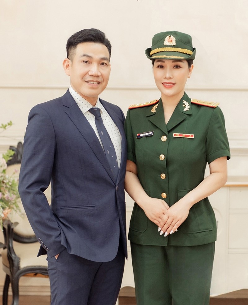 Thượng tá, NSƯT là cháu ruột của nhạc sĩ An Thuyên, có chồng là nhà báo nổi tiếng - ảnh 3