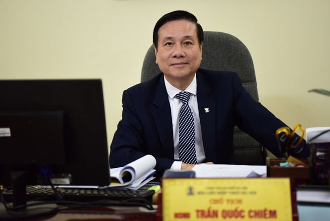 NSND từng là Giám đốc Nhà hát, Phó Giám đốc Sở Văn hóa, Thể thao và Du lịch Hà Nội - ảnh 1