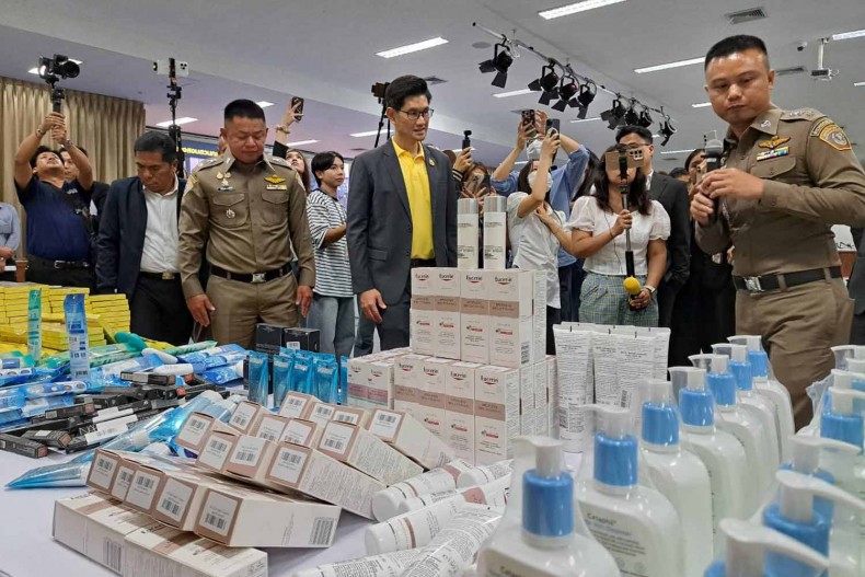 Triệt phá kho hàng giả online, thu giữ hơn 78.000 sản phẩm sữa tắm, mỹ phẩm giả chứa chất độc hại, gắn mác nhiều thương hiệu nổi tiếng - ảnh 1