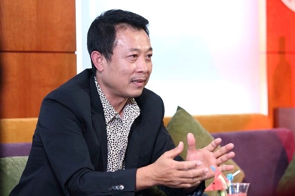 Nam danh hài Việt làm ‘ông bầu’ tại Mỹ, trả cát-xê 1 cây vàng cho nghệ sĩ vô danh, U60 giàu có sở hữu biệt thự 12.000m2 - ảnh 5