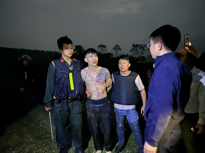 Tìm Lý Văn Vũ bỏ trốn khỏi trại giam, ai phát hiện đối tượng có những đặc điểm sau khẩn trương báo cho công an - ảnh 2