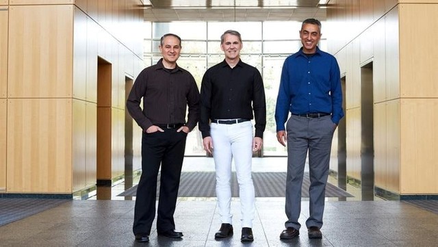 Tỷ phú công nghệ vướng kiện tụng, mua đứt 'Xin lỗi tình yêu' của Đàm Vĩnh Hưng: Ở dinh thự nghìn tỷ tại California, 10 năm làm Apple, lấy vợ ca sĩ Việt - ảnh 2