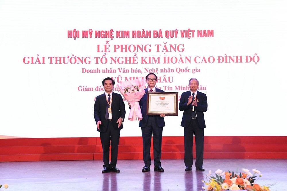 Đại gia U80 đứng sau 'gia tộc vàng' nổi tiếng Việt Nam Bảo Tín Minh Châu: Được công nhận là Nghệ nhân Quốc gia, kiếm tiền từ năm 11 tuổi - ảnh 3