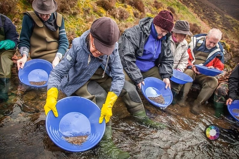 Vùng đất được mệnh danh ‘kho báu của Thượng đế’ từng chứa số vàng trị giá 35.000 tỷ giữa lòng sông suối, nhiều đến mức phải đem cho không - ảnh 3