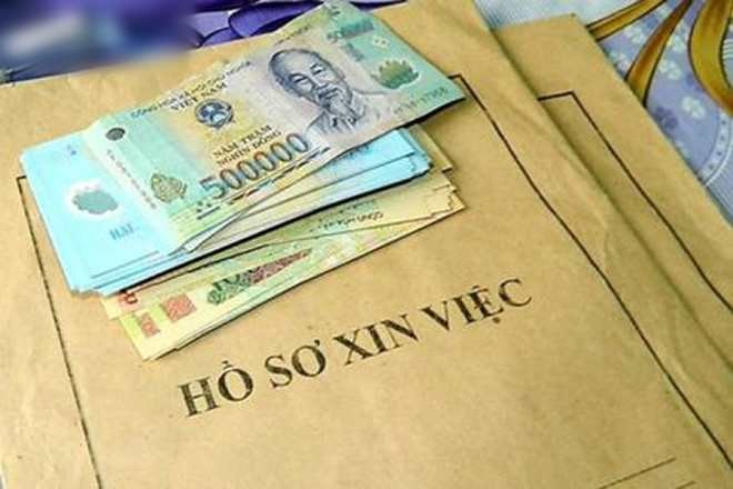 Đề nghị ai từng chuyển tiền cho Chu Văn Hùng để 'chạy việc' khẩn trương đến Công an trình báo - ảnh 1