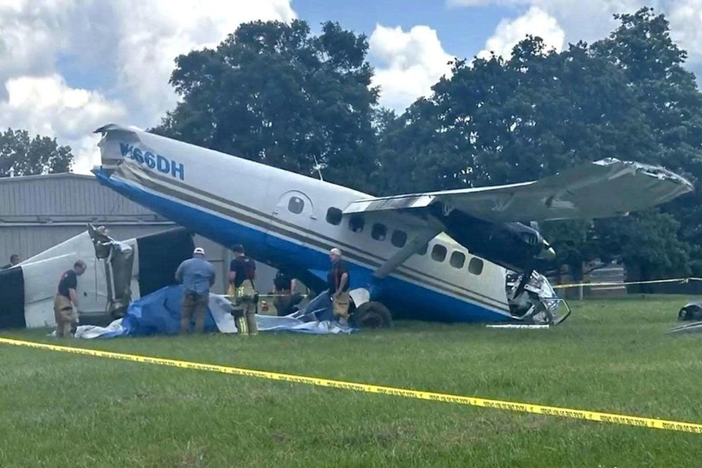 Máy bay bất ngờ rơi tự do sau vài phút cất cánh, toàn bộ hành khách sống sót - ảnh 1