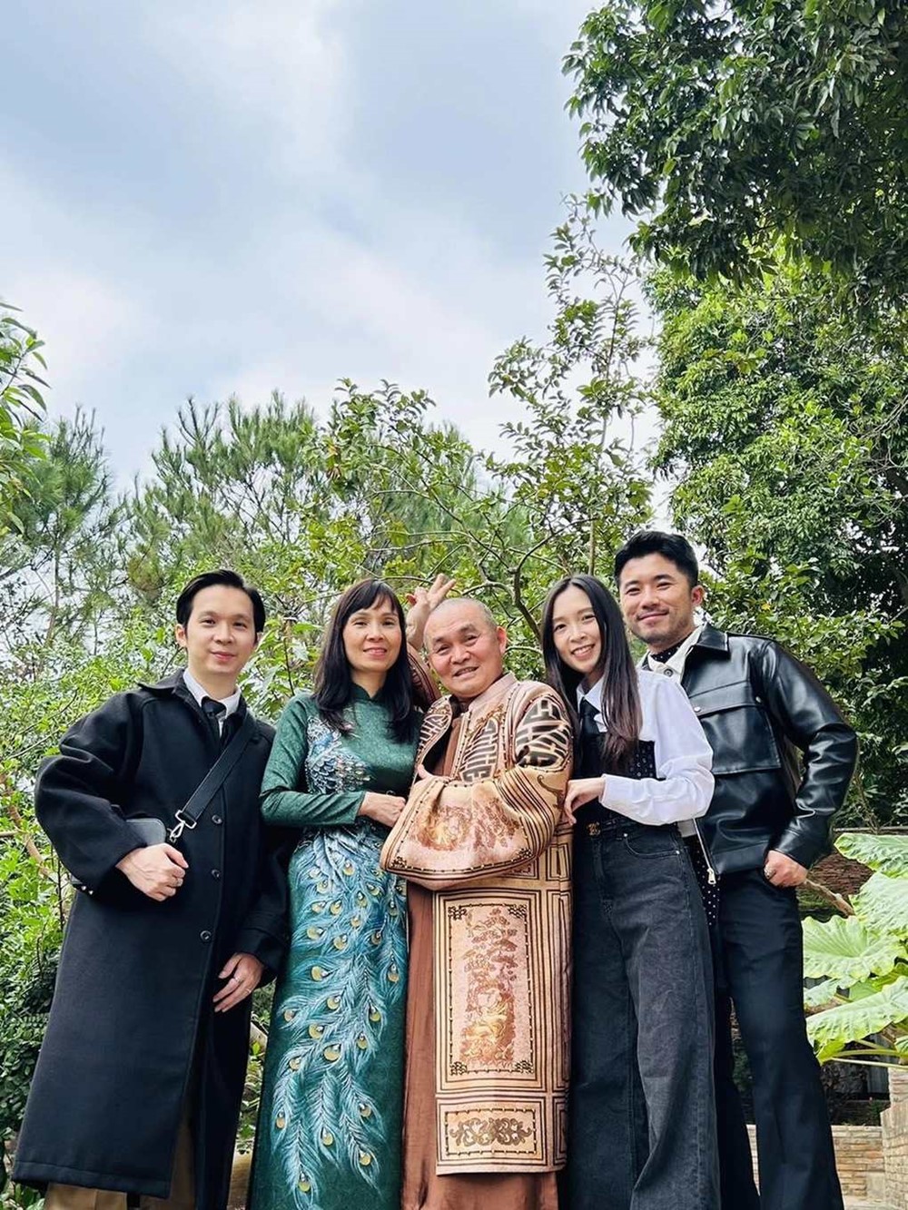  'Vua hài đất Bắc' Xuân Hinh chính thức đón cháu ngoại - ảnh 3