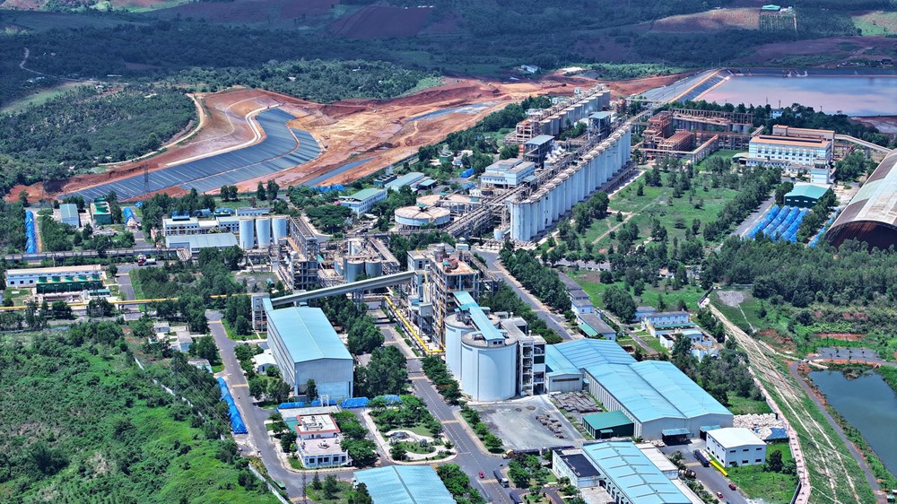 Tỉnh có diện tích lớn nhất Việt Nam sau sáp nhập, Tổng Bí thư Tô Lâm vừa tới làm việc - ảnh 1