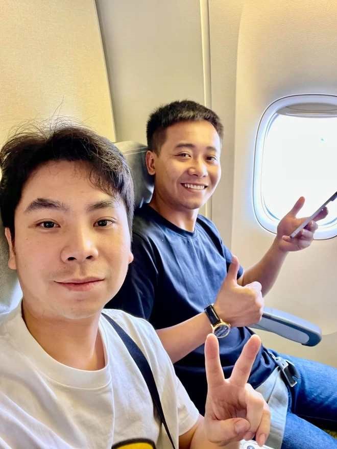 Thành viên team Quang Linh Vlogs bất ngờ trở lại livestream sau 3 tháng im ắng, liên tục nói một điều - ảnh 2