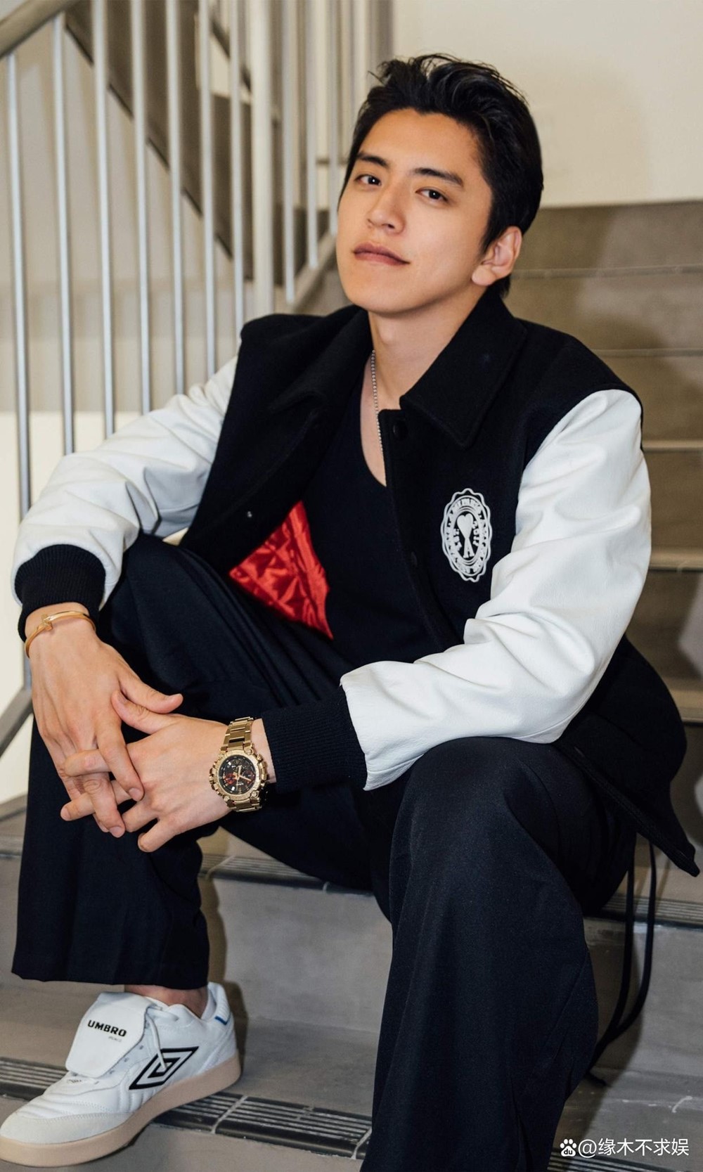 Bắt khẩn cấp, truy tố 28 diễn viên, ca sĩ  - ảnh 1