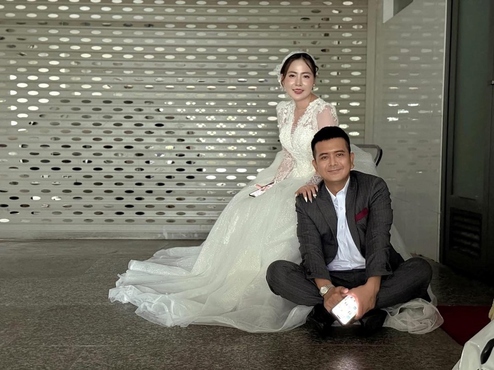 Sao nhí cát xê 2 cây vàng nổi tiếng cả nước bỏ nghề đi làm cò đất, chuẩn bị kết hôn lần 2 với bạn gái kém 4 tuổi sau 11 năm đổ vỡ - ảnh 1