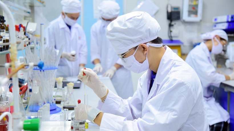 Ngành học thu nhập tiền tỷ ở Việt Nam đang 'khát' đến 35.000 nhân lực, có vai trò then chốt trong các lĩnh vực 'nóng' - ảnh 2