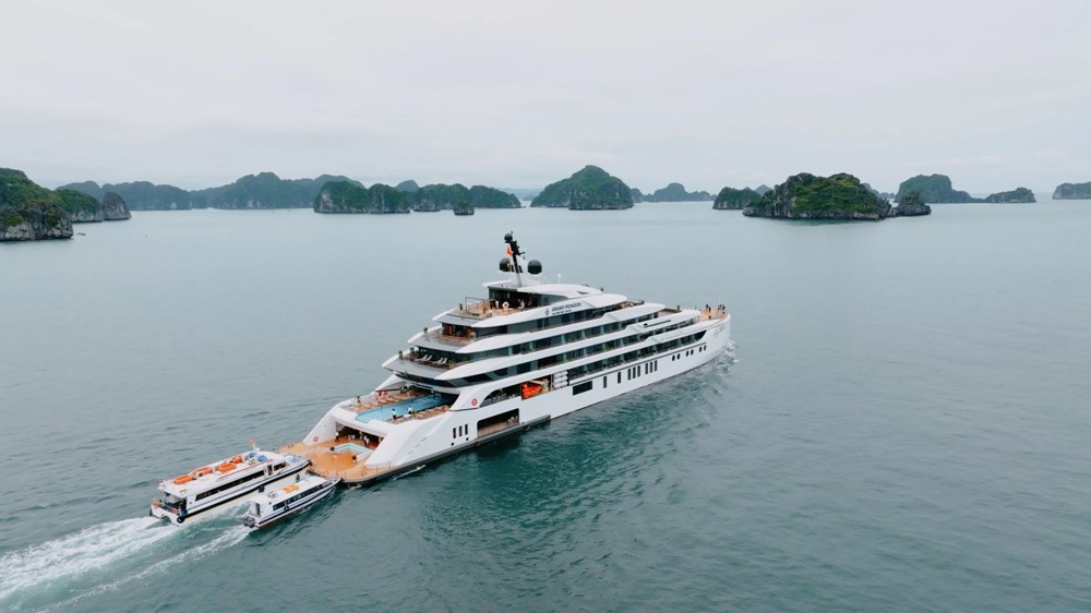 200 tỷ phú thế giới lỡ hẹn với vịnh biển đẹp nhất thế giới của Việt Nam - ảnh 2