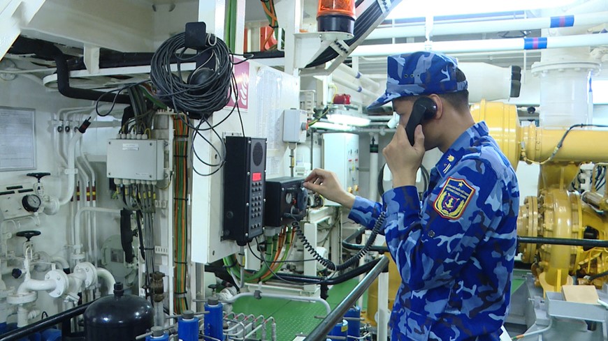 Tàu hiện đại của Cảnh sát biển Việt Nam sẽ tham gia diễu binh trên biển dịp Quốc khánh 2/9: Dài hơn 90m, có sân đỗ cho máy bay trực thăng - ảnh 2