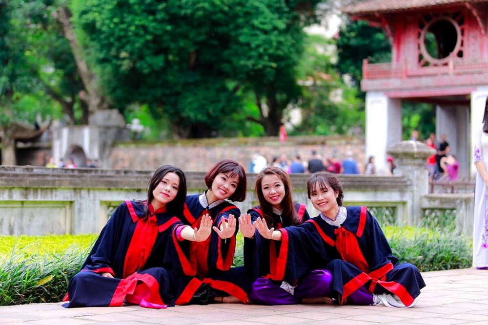 Tỉnh thành có nhiều điểm 10 môn Toán tốt nghiệp THPT 2025 nhất Việt Nam, số học sinh giỏi quốc gia đứng đầu cả nước - ảnh 3