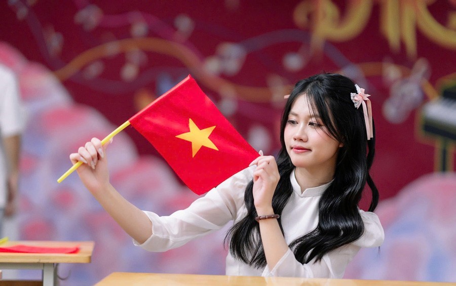 Nữ sinh Nghệ An là thủ khoa khối C00 toàn quốc, đạt 2 điểm 10, ấp ủ ước mơ trở thành cô giáo - ảnh 1