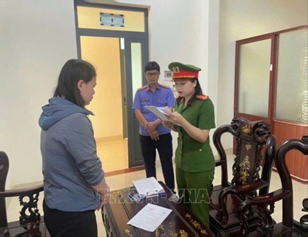 Chính thức khởi tố 5 người gồm giám đốc, trưởng phòng, nhân viên - ảnh 2