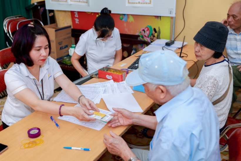 Tin vui cho gần 3 triệu người từ 60 tuổi trở lên ở TP. Hồ Chí Minh - ảnh 1