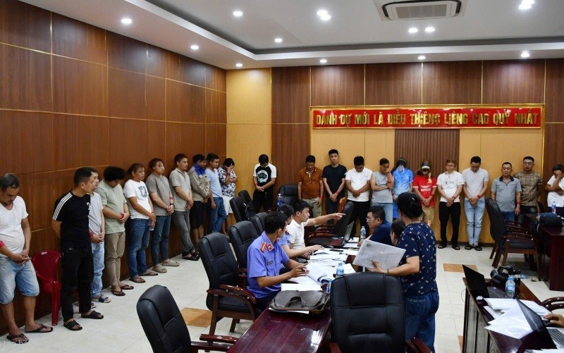 Bắt 10 người, cấm xuất cảnh 4 người ở Đà Nẵng - ảnh 1