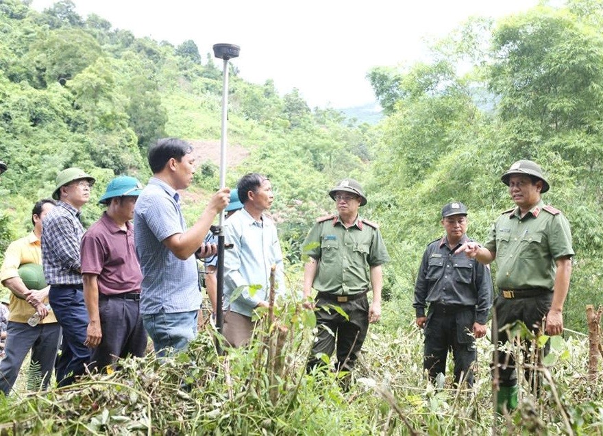 Bộ Công an nhận nhiệm vụ quan trọng, giúp Nghệ An khắc phục hậu quả mưa lũ - ảnh 2