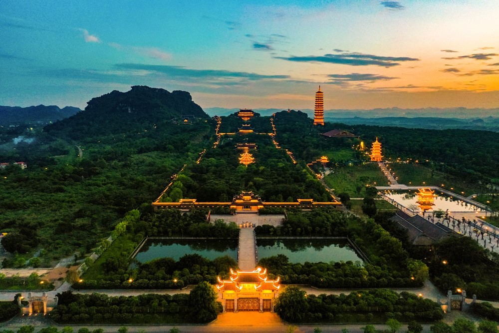 Ngôi chùa có nhiều kỷ lục nhất châu Á của Việt Nam đón tin vui - ảnh 1