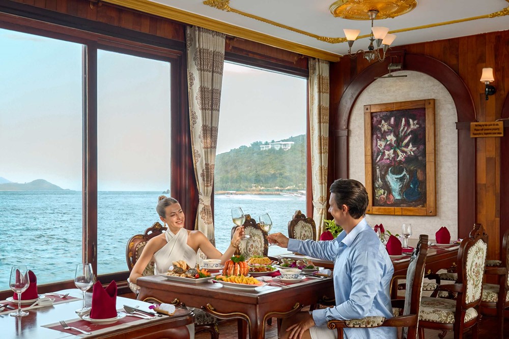 Chuyên gia du lịch: Việt Nam miễn thị thực cho 12 quốc gia châu Âu là 'cơ hội vàng' cho doanh nghiệp lữ hành - ảnh 2