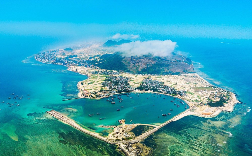 Đặc khu duy nhất của Việt Nam có 5 ngọn núi lửa, là nơi lưu giữ 2 bộ xương cá khổng lồ đã tồn tại hàng thế kỷ - ảnh 1